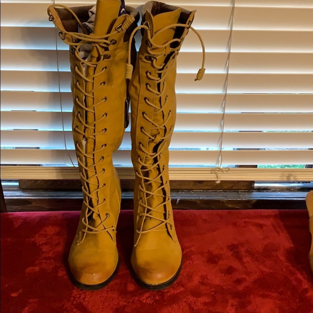 Boots size 10m